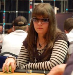 Annette, un pro du poker 