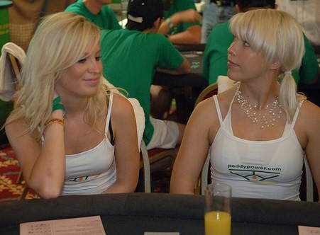 cute mid-stake poker players