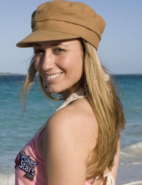 pokerstars sexy vanessa rousso